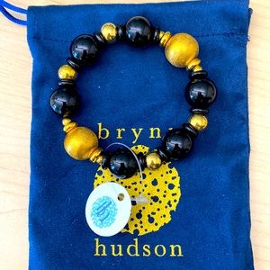 NWT Brynn Hudson bracelet bangle with black & gold accents one size